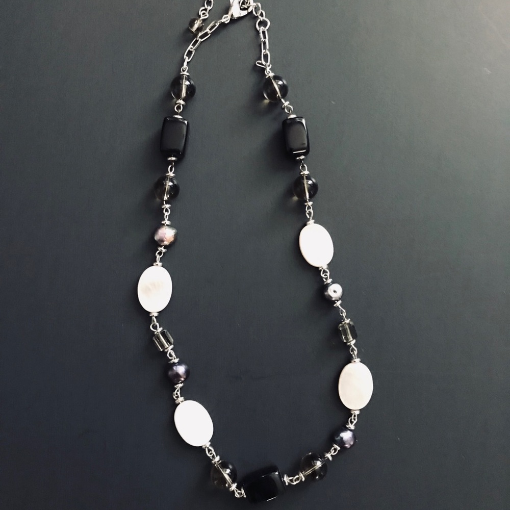 Gray/black beaded necklace